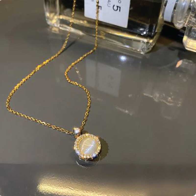 Round Moving Locket